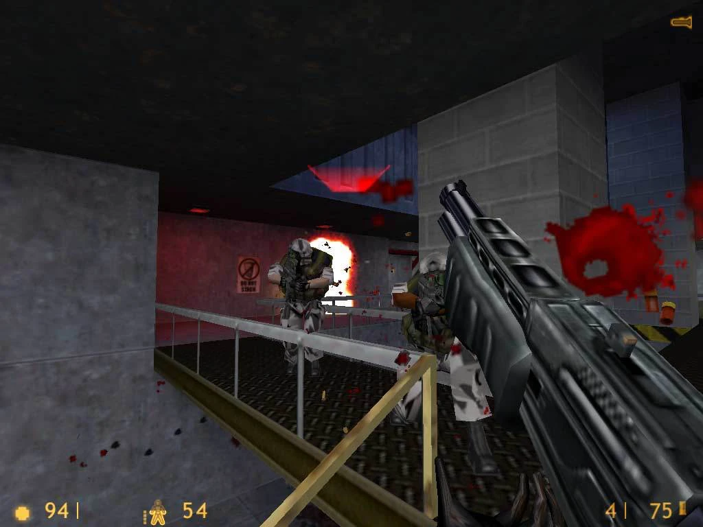 Half-Life Source screenshot 2